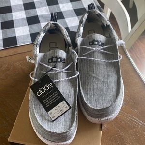 Hey Dude Wally Stitch